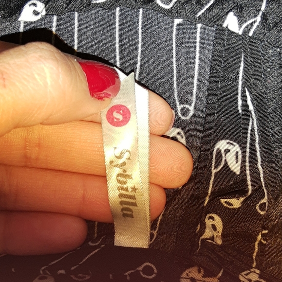 Blouse for women - Picture 3 of 4